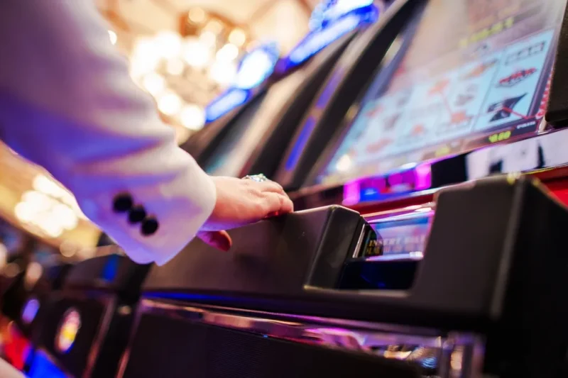 Diamond Reels™ – Bộ trò chơi slot Hold and Win sắp được phát hành